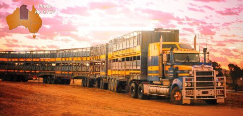 澳洲内陆的卡车运输巨无霸-公路列车
